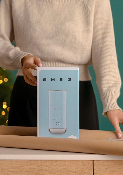 Smeg MFF02CREU Milk frother Cream