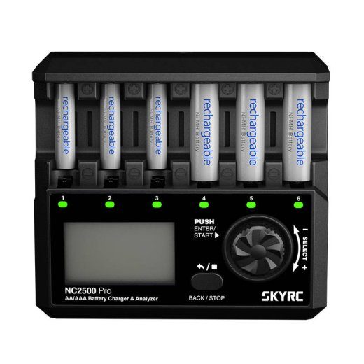 Laadija SkyRC NC2500 Pro AA/AAA