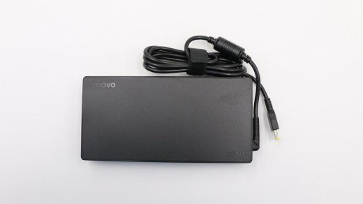 00HM626 sisevooluadapter/inverter Sisustus 230 W