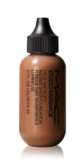 MAC Studio Radiance Tonālais krēms W5