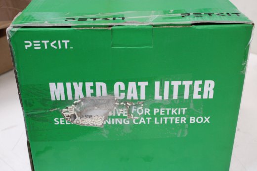 SALE OUT. PETKIT Mixed Cat Litter, 3 bags DAMAGED PACKAGING, MISSING 1 BAG